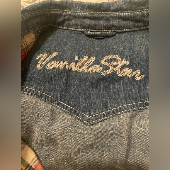 Vanilla Sky Red Plaid and Denim Western Style Pearl Snap Top-Large Juniors - Picture 8 of 9